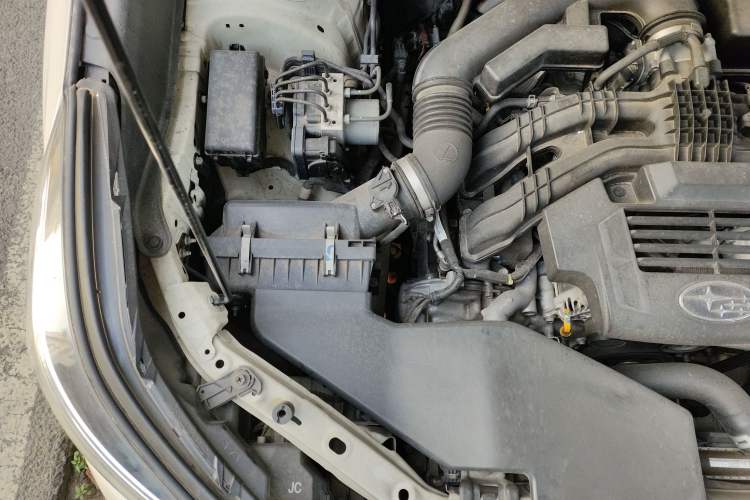 Used Subaru Forester 2019 2.0i Luxury Edition Engine Bay Right
