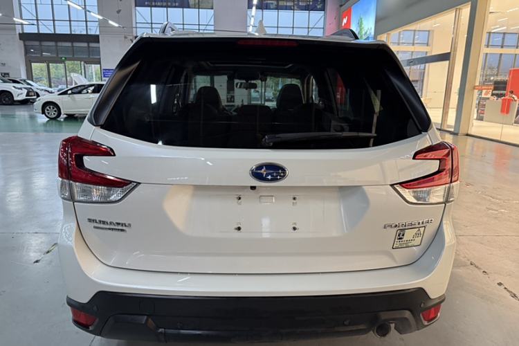 Used Subaru Forester 2019 2.0i Luxury Edition EyeSight Exterior 3