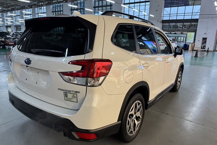 Used Subaru Forester 2019 2.0i Luxury Edition EyeSight Exterior 4