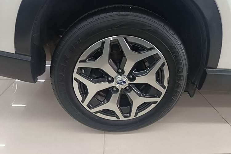 Used Subaru Forester 2019 2.0i Luxury Edition EyeSight Exterior 5