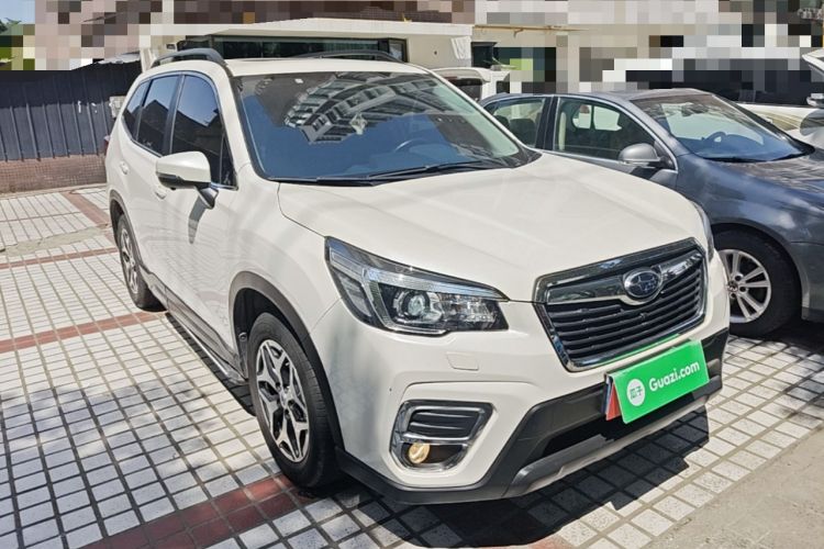 Used Subaru Forester 2019 2.0i Luxury Edition EyeSight Front Right 45 Deg