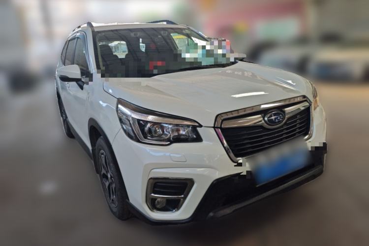 Used Subaru Forester 2019 2.0i Luxury Edition EyeSight Front Right 45 Deg