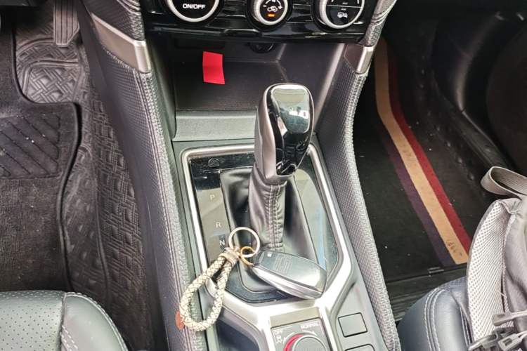 Used Subaru Forester 2019 2.0i Luxury Edition EyeSight Gear Lever