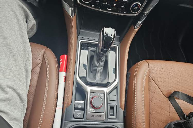 Used Subaru Forester 2019 2.0i Smart Engine Sport Edition Gear Lever