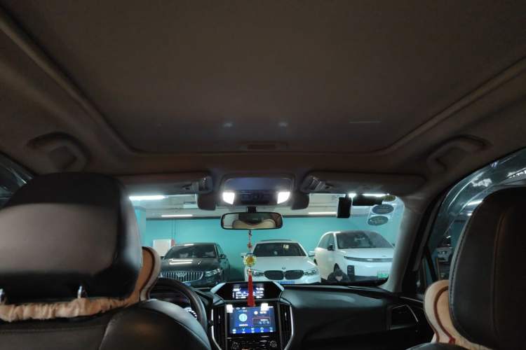 Used Subaru Forester 2019 2.0i Luxury Edition EyeSight Headliner