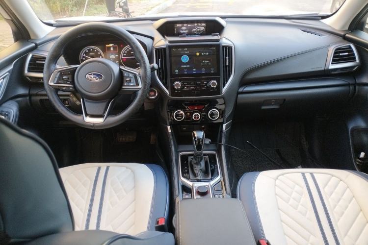 Used Subaru Forester 2019 2.0i Luxury Edition EyeSight Interior 2
