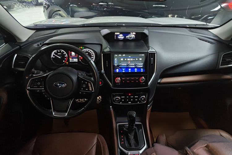 Used Subaru Forester 2019 2.0i e-Boxer Sport Edition EyeSight Interior 2