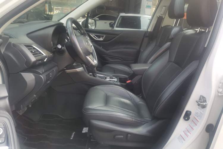 Used Subaru Forester 2019 2.0i Luxury Edition Interior 2
