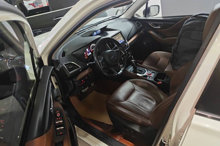 Used Subaru Forester 2019 2.0i e-Boxer Sport Edition EyeSight Interior 3