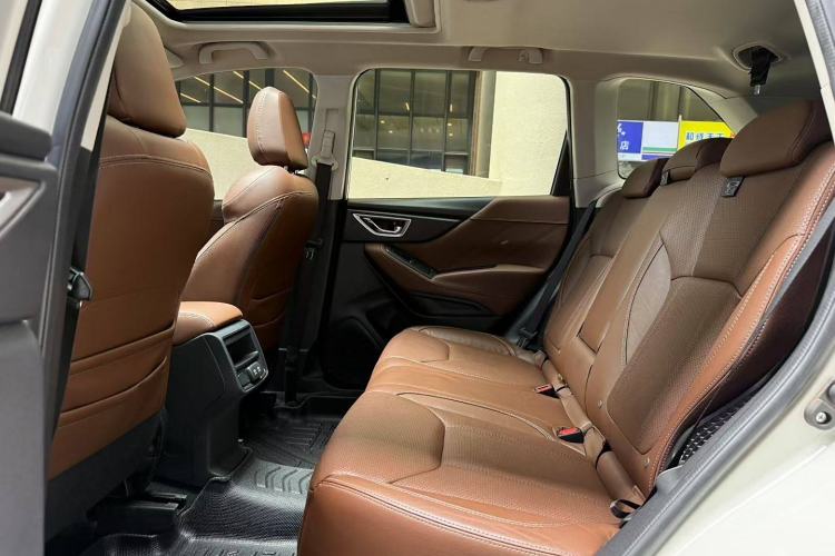 Used Subaru Forester 2019 2.0i e-Boxer Sport Edition EyeSight Interior 4