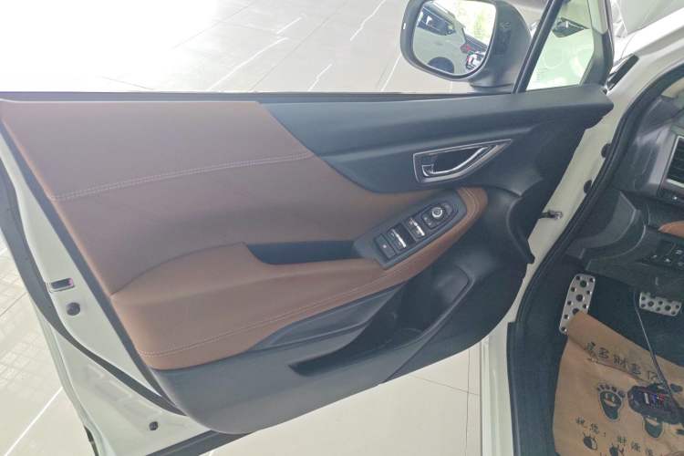Used Subaru Forester 2019 2.0i e-Boxer Sport Edition EyeSight Left Front Door Interior