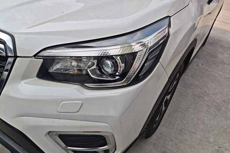 Used Subaru Forester 2019 2.0i Luxury Edition EyeSight Left Front Headlight