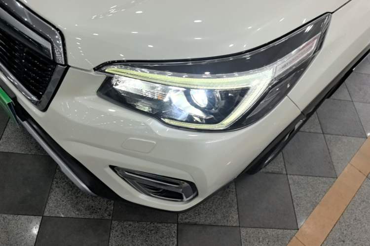 Used Subaru Forester 2019 2.0i e-Boxer Sport Edition EyeSight Left Front Headlight