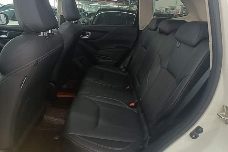 Used Subaru Forester 2019 2.0i Luxury Edition EyeSight Left Rear Seat