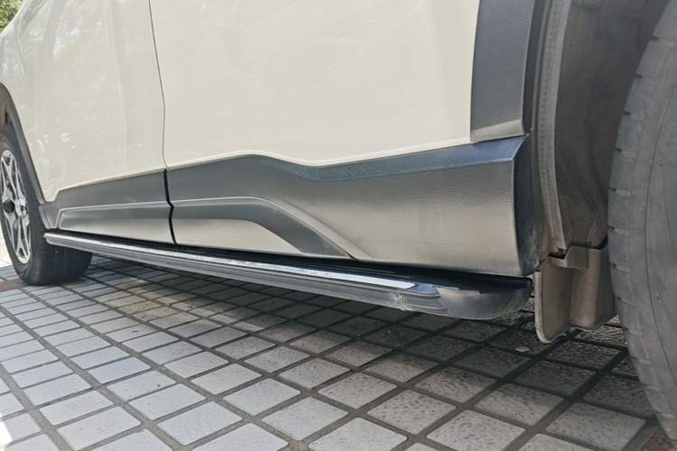 Used Subaru Forester 2019 2.0i Luxury Edition EyeSight Left Side Sill
