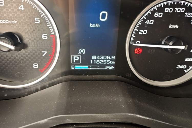 Used Subaru Forester 2019 2.0i Luxury Edition EyeSight Odometer Close Up