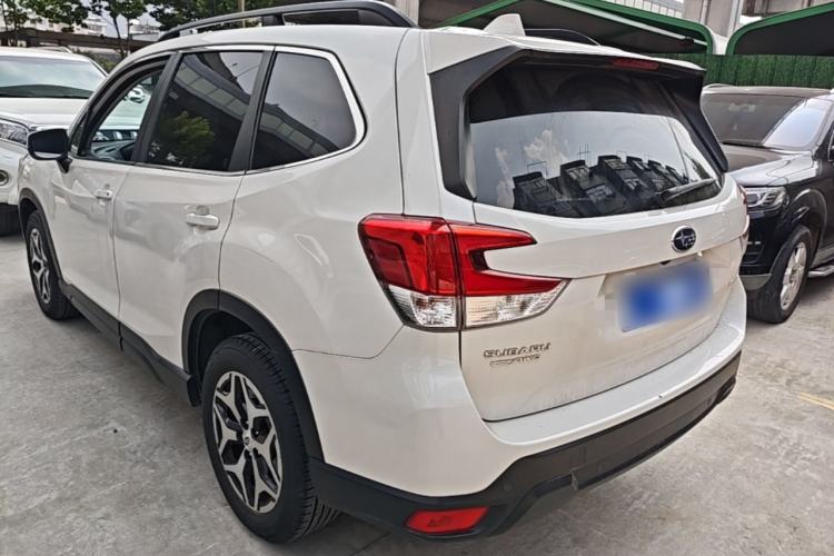 Used Subaru Forester 2019 2.0i Luxury Edition EyeSight Rear Left 45 Deg
