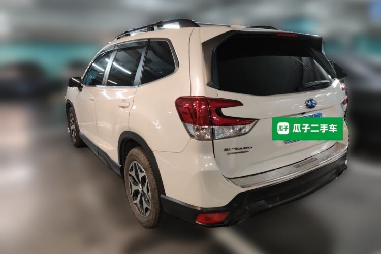 Used Subaru Forester 2019 2.0i Luxury Edition EyeSight Rear Left 45 Deg