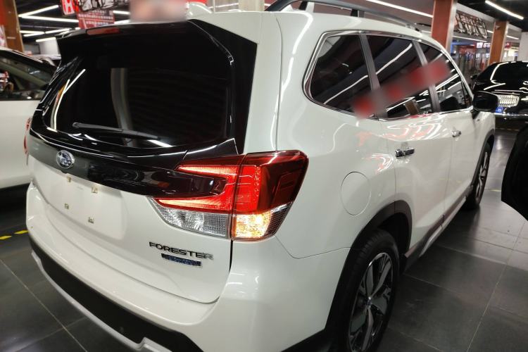 Used Subaru Forester 2019 2.0i Smart Engine Flagship Edition EyeSight Rear Right 45 Deg