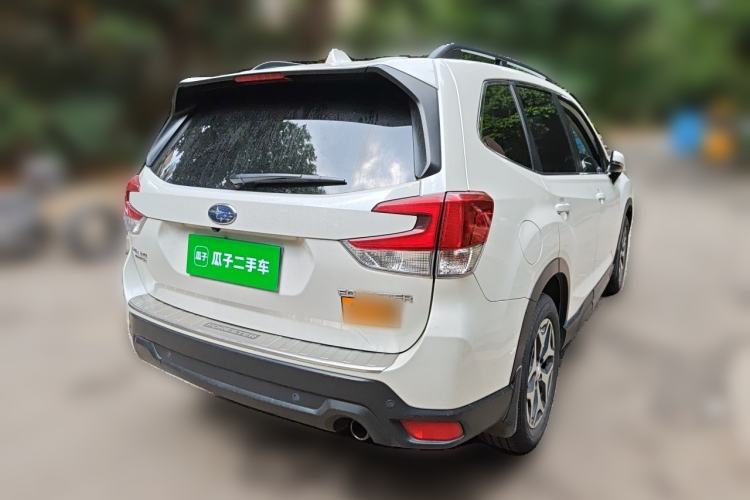 Used Subaru Forester 2019 2.0i Luxury Edition EyeSight Rear Right 45 Deg