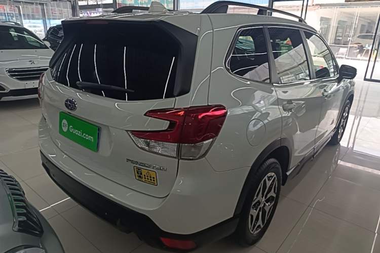 Used Subaru Forester 2019 2.0i Luxury Edition EyeSight Rear Right 45 Deg