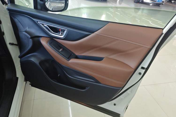 Used Subaru Forester 2019 2.0i e-Boxer Sport Edition EyeSight Right Front Door Interior