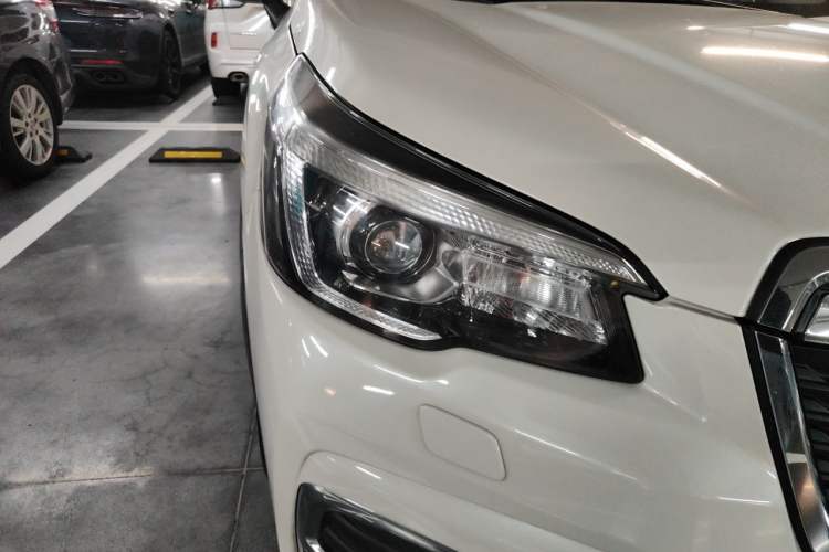 Used Subaru Forester 2019 2.0i Luxury Edition EyeSight Right Front Headlight