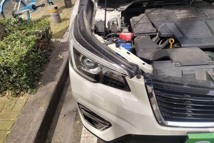 Used Subaru Forester 2019 2.0i e-Boxer Sport Edition EyeSight Right Front Headlight