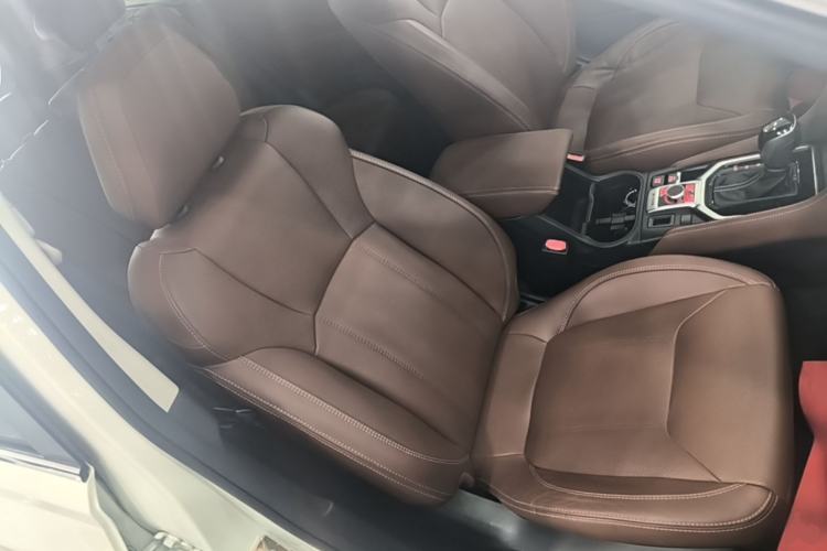 Used Subaru Forester 2019 2.0i e-Boxer Sport Edition EyeSight Right Front Seat