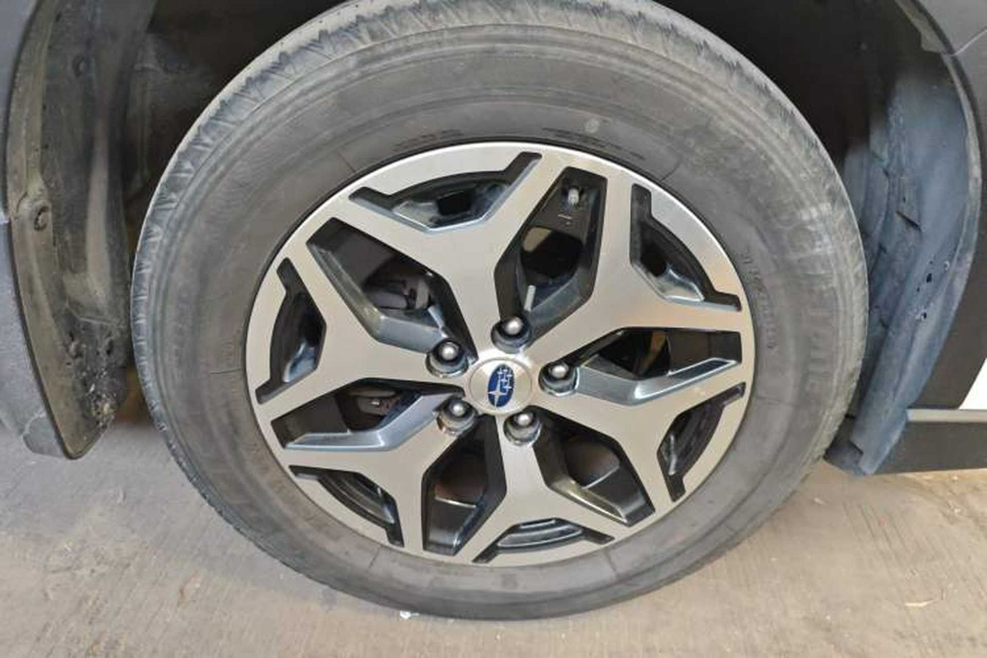 Used Subaru Forester 2019 2.0i Luxury Edition EyeSight Right Front Wheel Hub