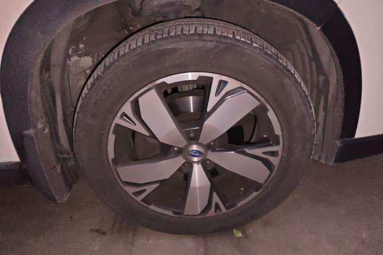 Used Subaru Forester 2019 2.0i e-Boxer Sport Edition EyeSight Right Front Wheel Hub