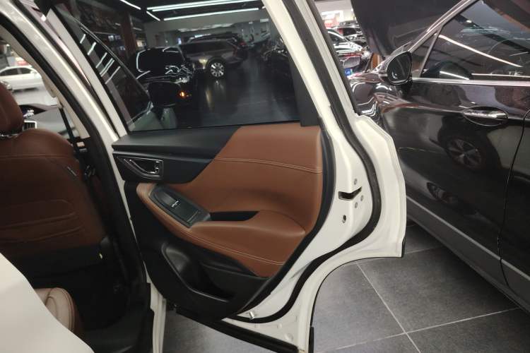 Used Subaru Forester 2019 2.0i Smart Engine Flagship Edition EyeSight Right Rear Door Interior