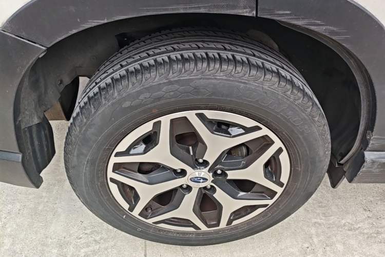 Used Subaru Forester 2019 2.0i Luxury Edition EyeSight Right Rear Wheel Hub