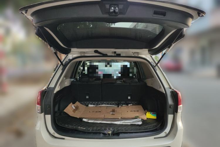 Used Subaru Forester 2019 2.0i Luxury Edition Trunk