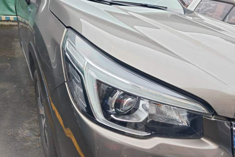 Used Subaru Forester 2019 2.0i Smart Engine Flagship Edition EyeSight Right Front Headlight
