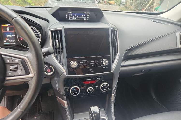 Used Subaru Forester 2020 2.0i Luxury Edition EyeSight Audio And AC Panel
