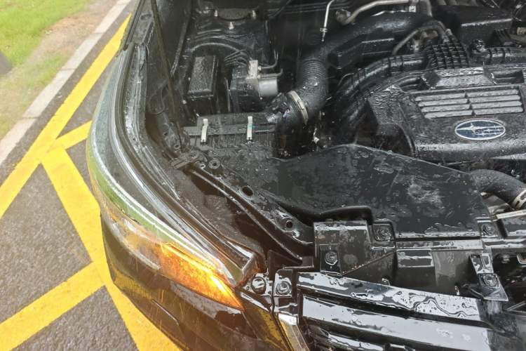 Used Subaru Forester 2020 2.0i Luxury Edition Engine Bay Right