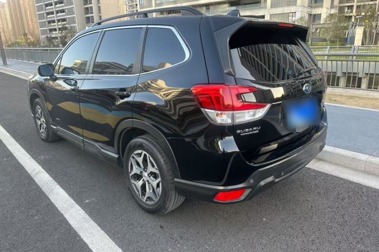 Used Subaru Forester 2020 2.0i Luxury Edition EyeSight Exterior 3