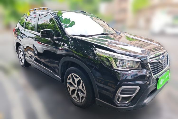 Used Subaru Forester 2020 2.0i Luxury Edition EyeSight Front Right 45 Deg