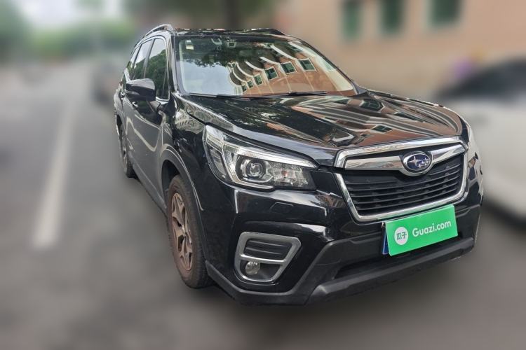 Used Subaru Forester 2020 2.0i Luxury Edition EyeSight Front Right 45 Deg