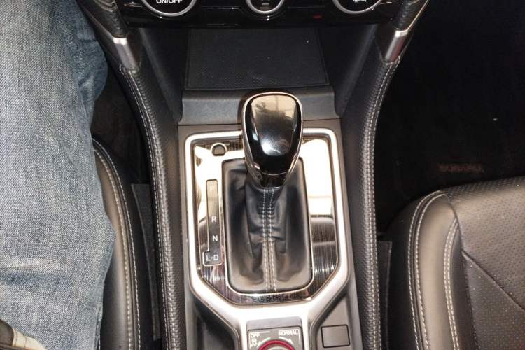 Used Subaru Forester 2020 2.0i Luxury Edition EyeSight Gear Lever