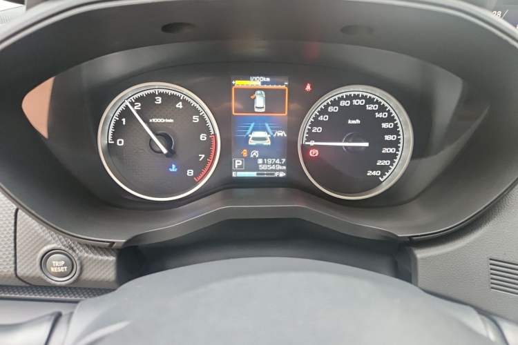 Used Subaru Forester 2020 2.0i Luxury Edition EyeSight Odometer Close Up