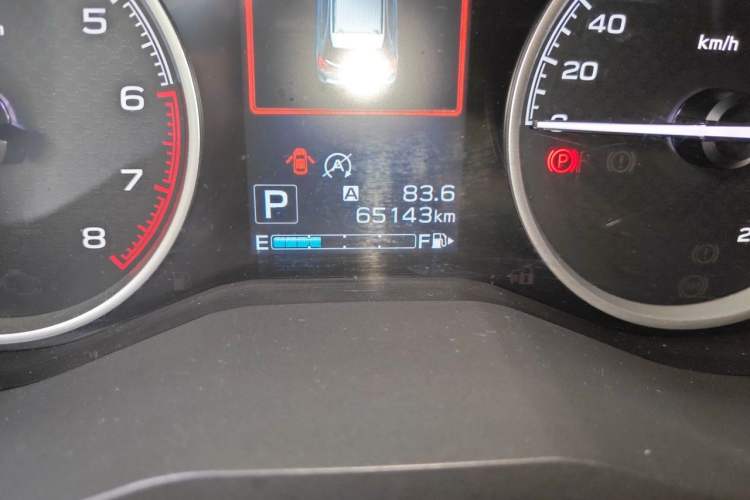 Used Subaru Forester 2020 2.0i Luxury Edition EyeSight Odometer Close Up