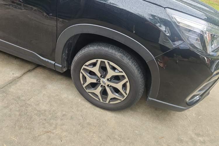 Used Subaru Forester 2020 2.0i Luxury Edition EyeSight Right Front Wheel Hub