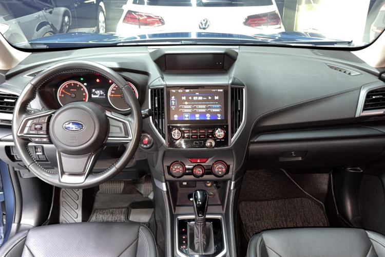 Used Subaru Forester 2020 2.0i Luxury Edition Center Console