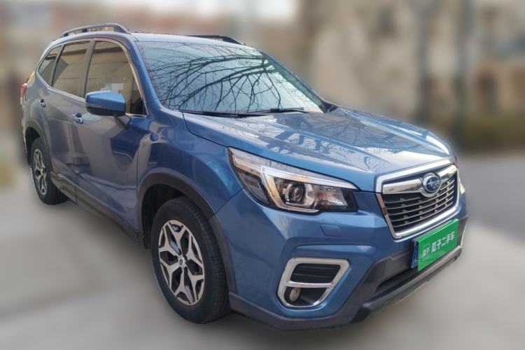 Used Subaru Forester 2020 2.0i Luxury Edition EyeSight Front Right 45 Deg
