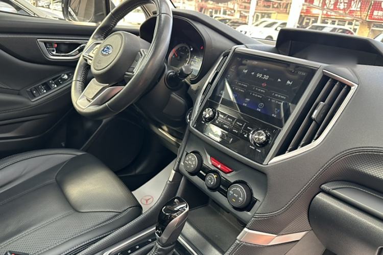 Used Subaru Forester 2020 2.0i Luxury Edition Interior 14