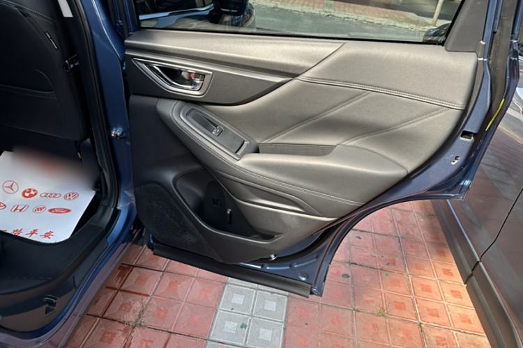 Used Subaru Forester 2020 2.0i Luxury Edition Interior 7