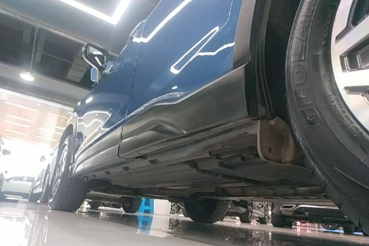 Used Subaru Forester 2020 2.0i Luxury Edition Left Side Sill