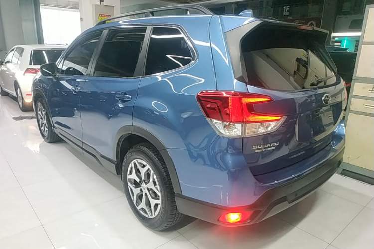 Used Subaru Forester 2020 2.0i Luxury Edition Rear Left 45 Deg